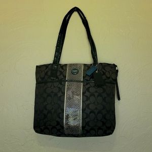 Signature Coach Print  Black Pyton Shoulder Bag